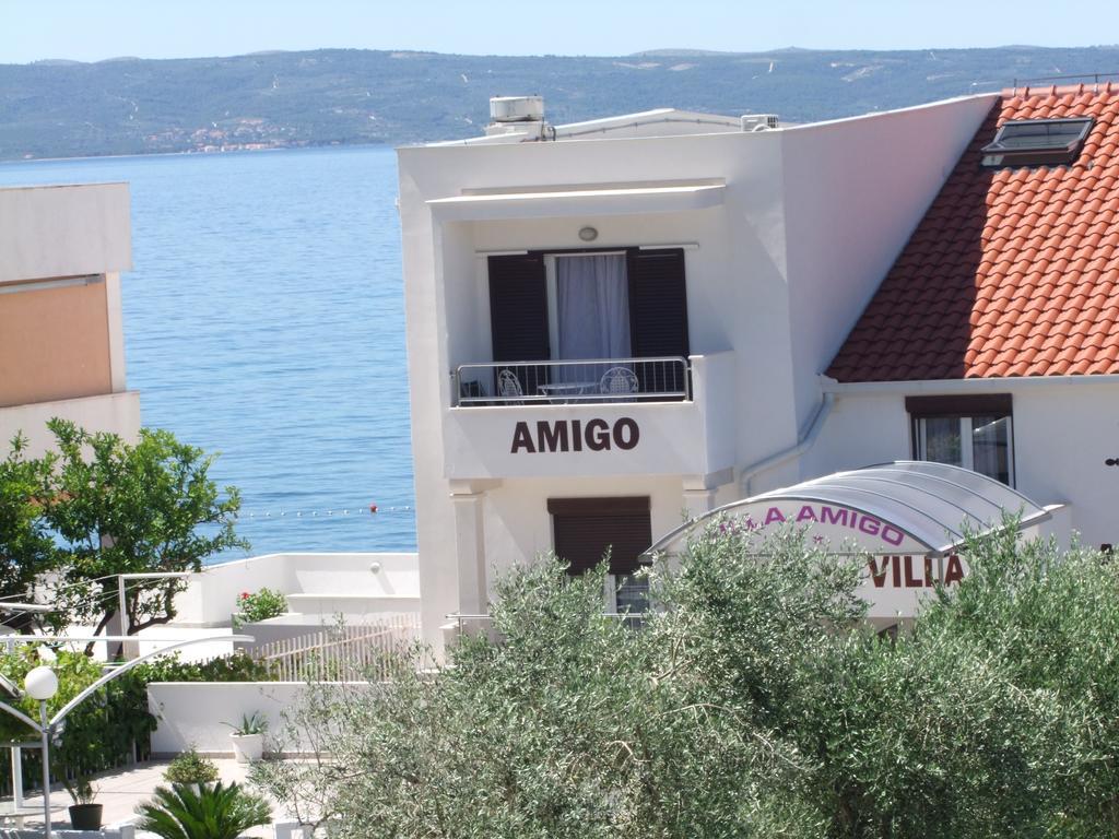 Villa Amigo Подстрана Екстериор снимка