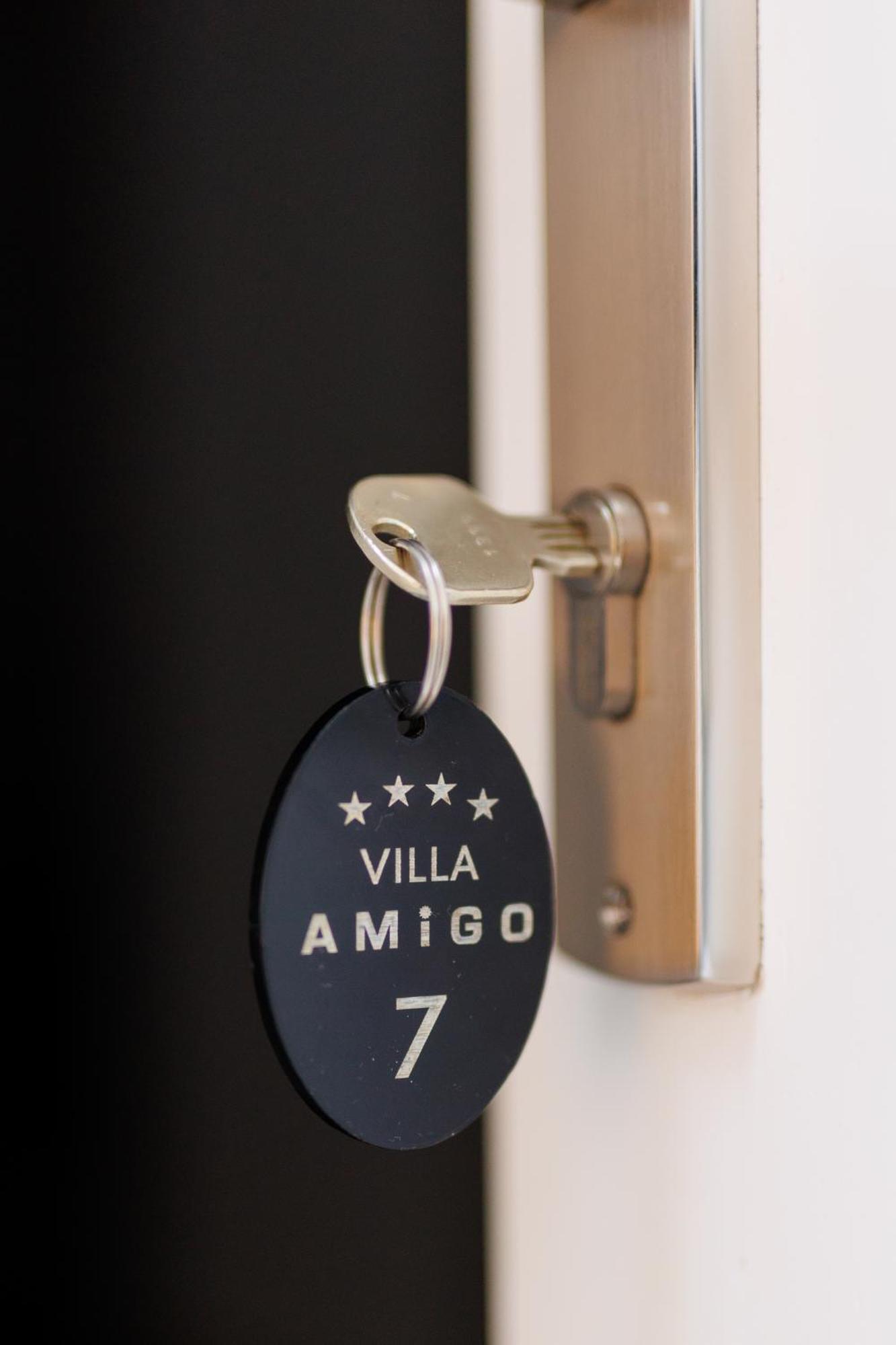 Villa Amigo Подстрана Екстериор снимка