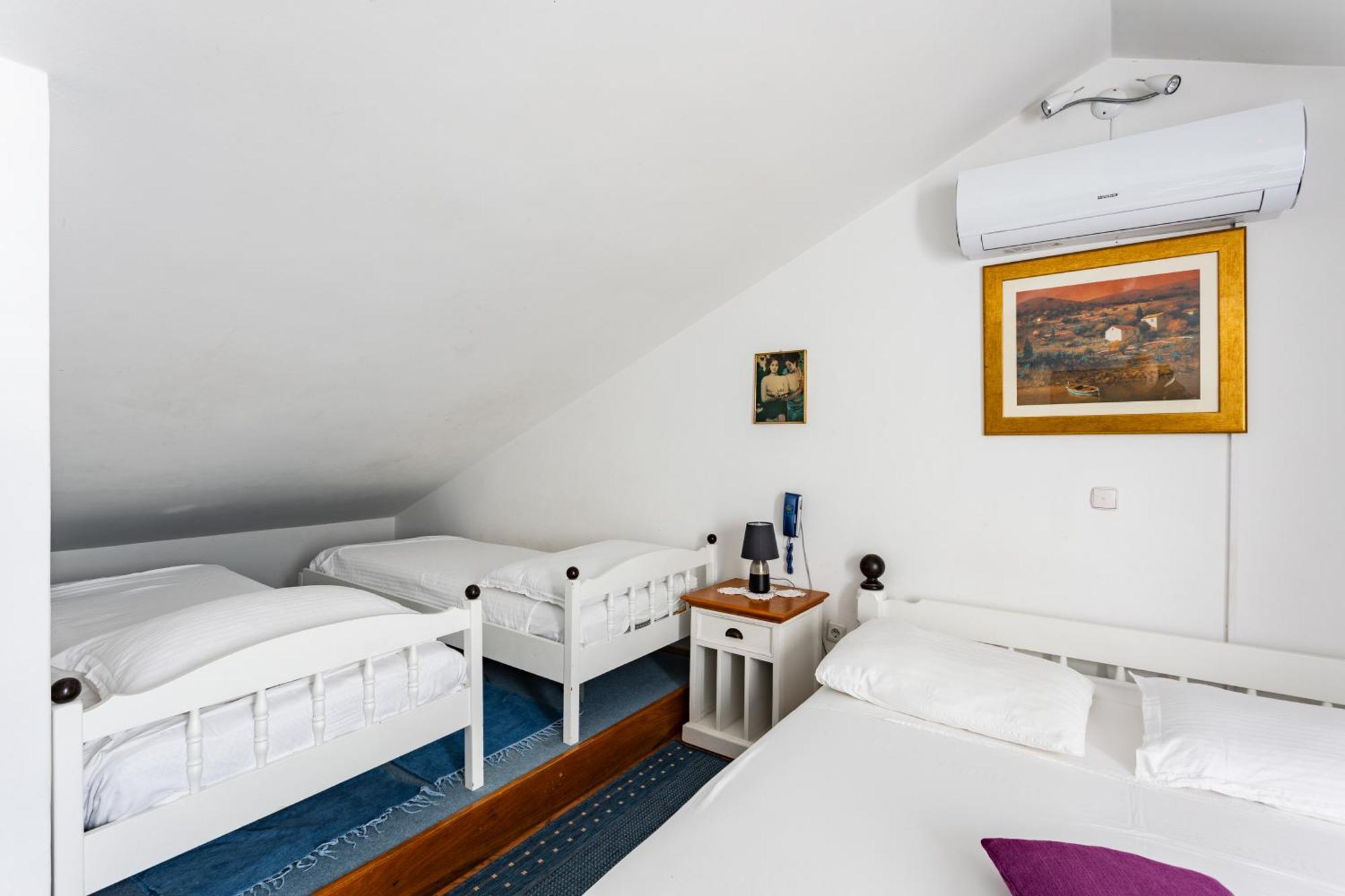 Villa Amigo Подстрана Екстериор снимка